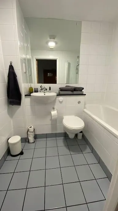 Lägenhet Stunning Modern 2Bed Apt Near Dublin City& Airport